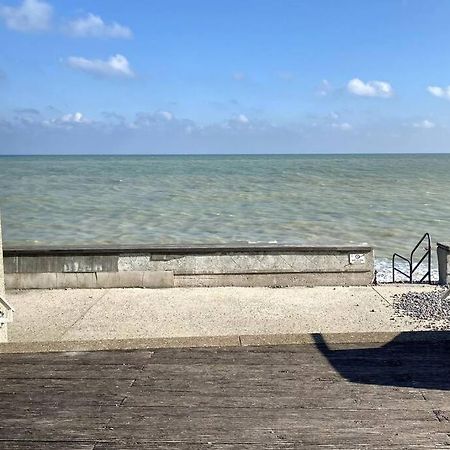 L'Appartement De La Place Saint-Valery-en-Caux Ngoại thất bức ảnh